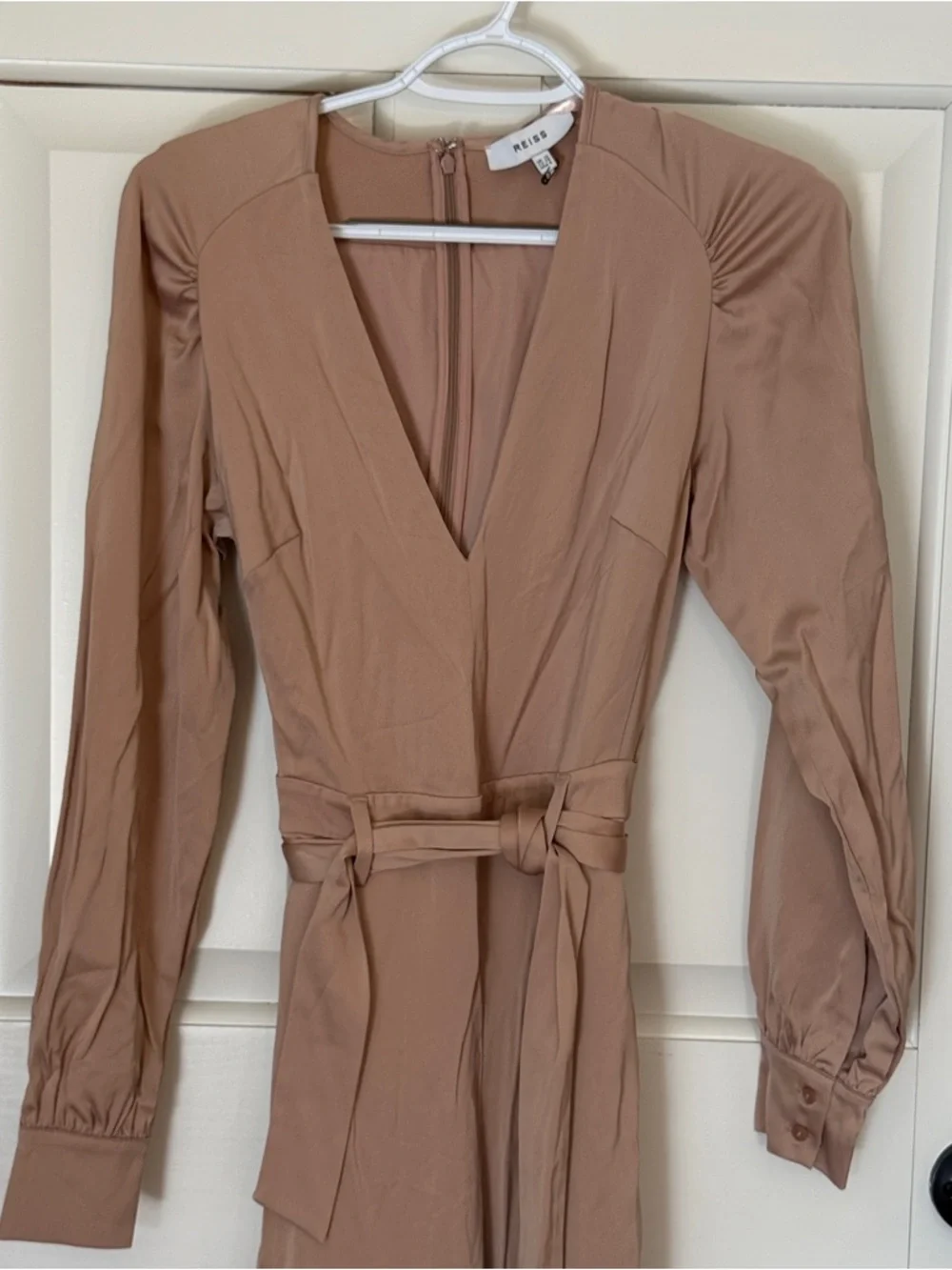 Reiss Elsa Blush Wide Leg Jumpsuit Belted V-Neck Long Sleeve Size 6 25270 - Picture 6 of 16